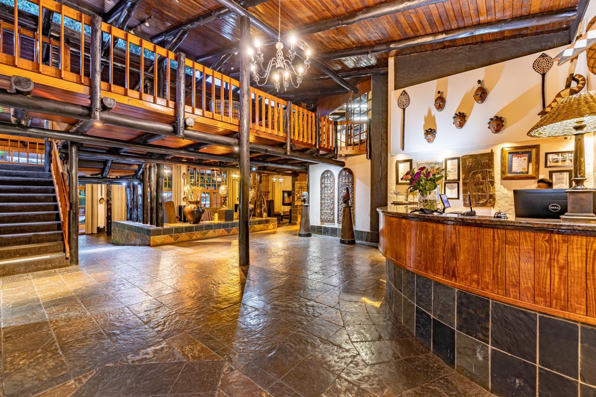 African Sky Hotels - Pine Lake Inn White River Bagian luar foto