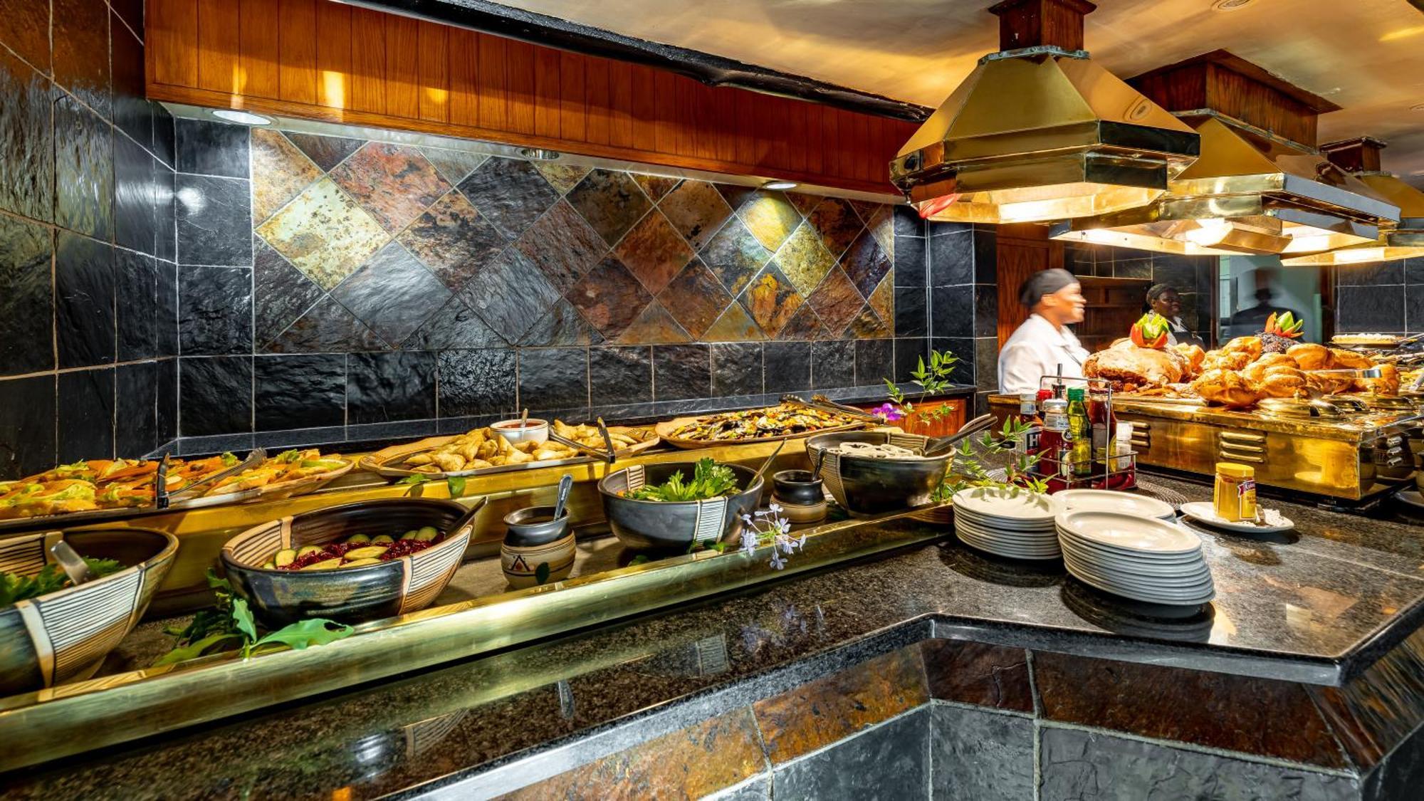 African Sky Hotels - Pine Lake Inn White River Bagian luar foto