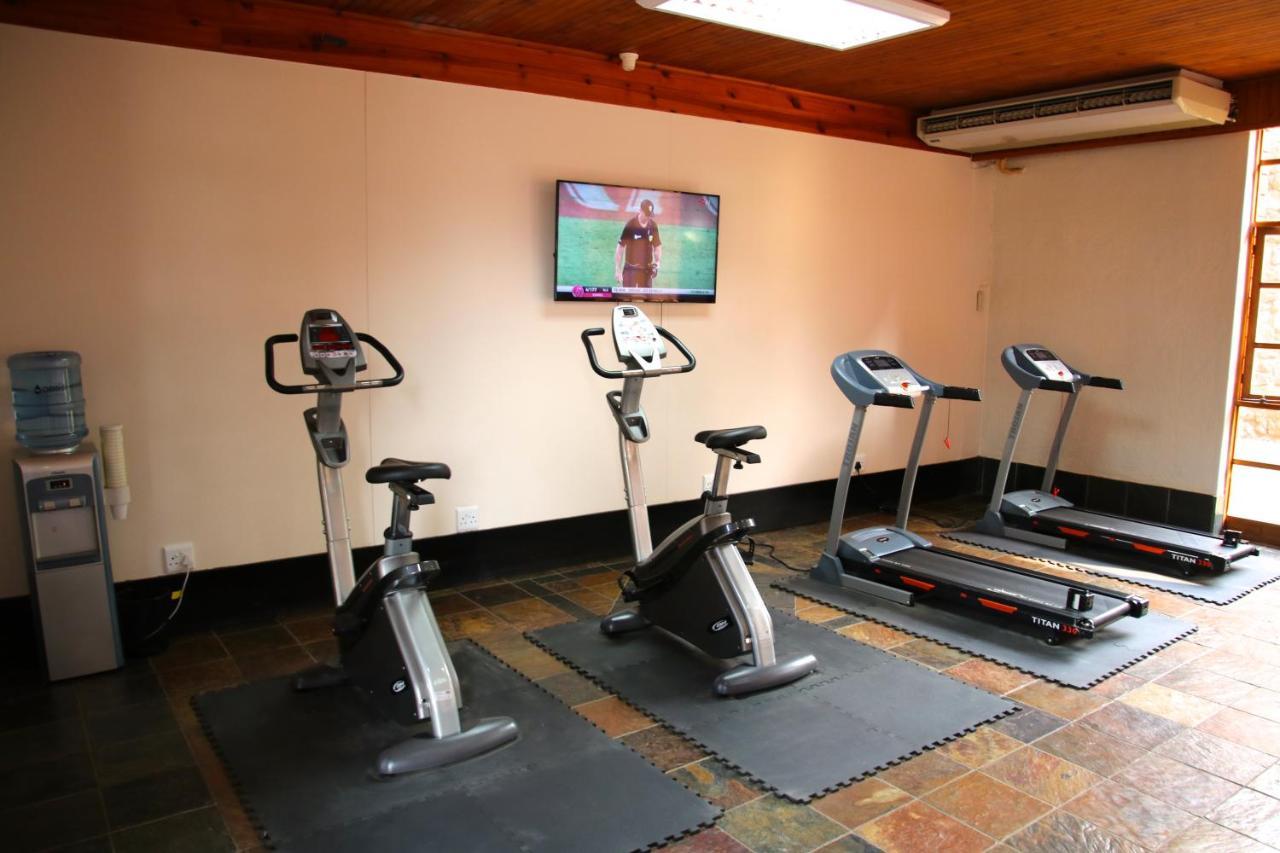 African Sky Hotels - Pine Lake Inn White River Bagian luar foto