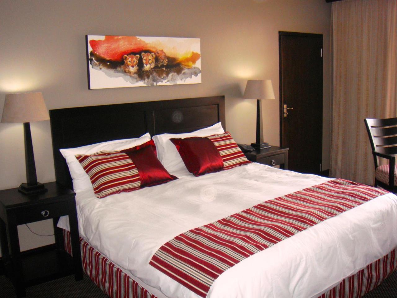 African Sky Hotels - Pine Lake Inn White River Bagian luar foto